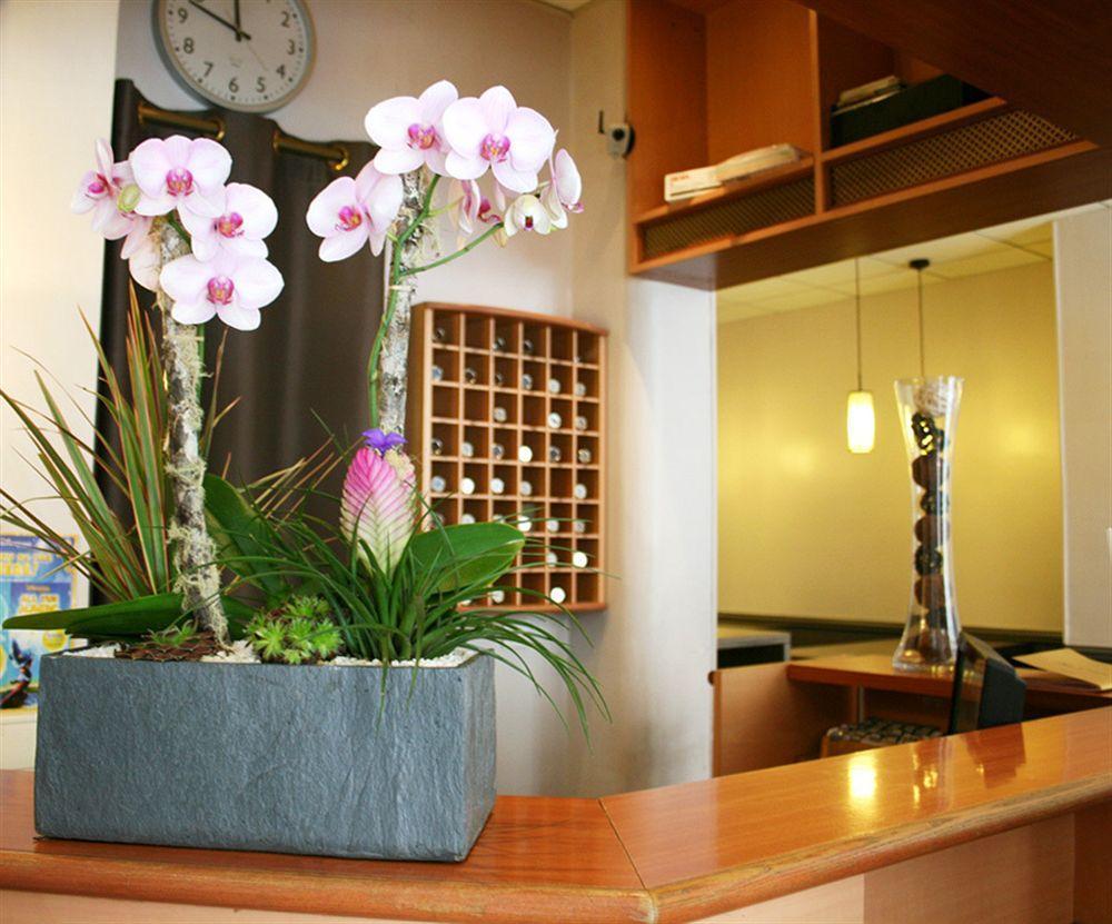Hotel Amarys Simart パリ エクステリア 写真